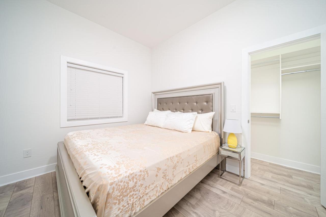 Sun Suite Surrey Eksteriør bilde